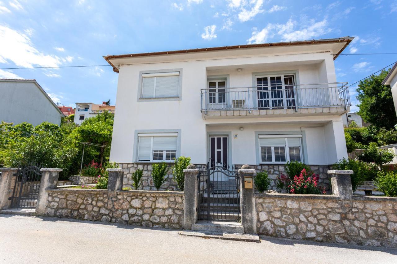 Apartman Maris Vrbnik Eksteriør billede